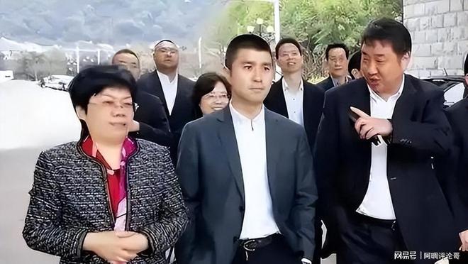 朱芳雨赌对了！广东天赋内线打成男篮老大，比杨瀚森更强！