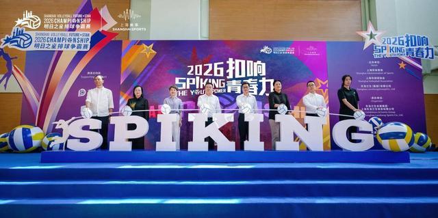九局连杀缔造青春传奇！19岁安德列娃圆梦法网，师徒同心加冕新王