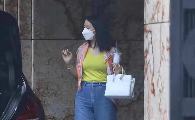 水土不服?杨瀚森夏联砍12+9+4,国家队打不明白,谁之过?