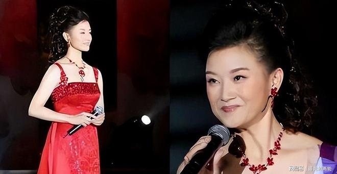 汪小菲抱5个月儿子外出散步,正脸被曝光,软软萌萌,胖乎乎的